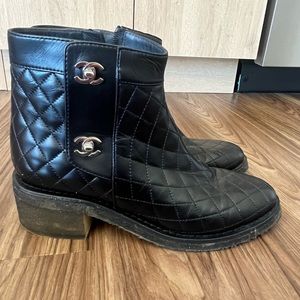 Chanel ankle boot